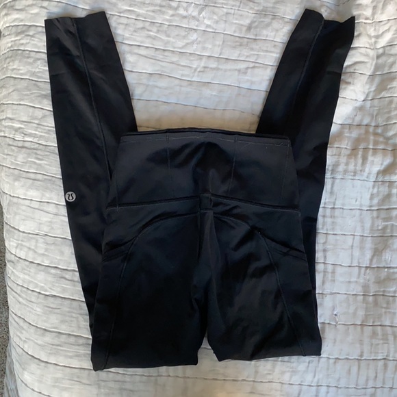 Lulu lemon legging black size 0, worn once - Picture 3 of 3